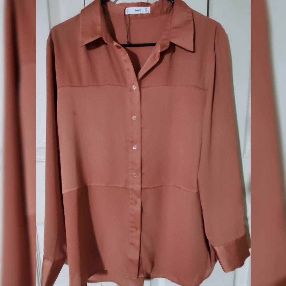 Mango Chiffon Button Top in Brown